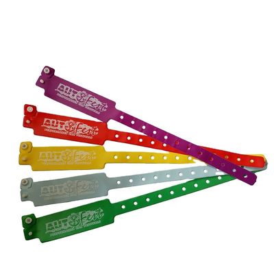 Escenarios de uso ilimitados Pulsera personalizable con logotipo personalizado 250 * 25mm / 250 * 16mm