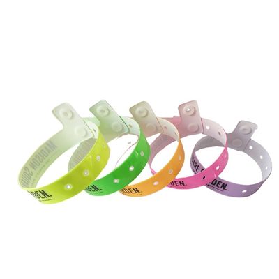 Identificación Pulseras de plástico de vinilo Bloqueo personalizado Color neón para eventos Fiestas
