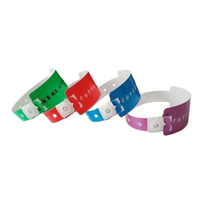 DDJOY One Time Custom PE Pulseras de plástico para eventos Logotipo Tamaño 65*20mm
