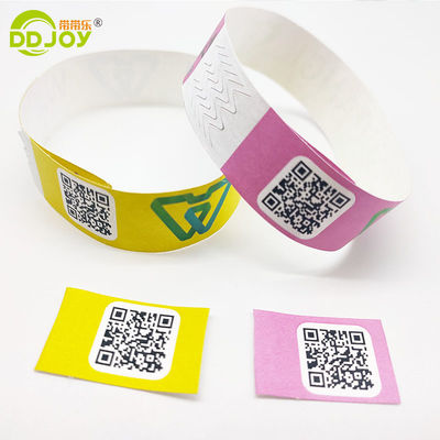 Obtenga su entrada a eventos del festival ordenado con pulsera Tyvek personalizada 250 * 25mm