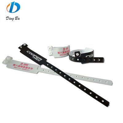 Escenarios de uso ilimitados Pulsera personalizable con logotipo personalizado 250 * 25mm / 250 * 16mm