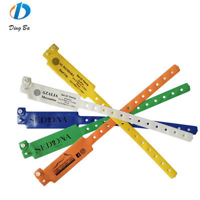 Escenarios de uso ilimitados Pulsera personalizable con logotipo personalizado 250 * 25mm / 250 * 16mm