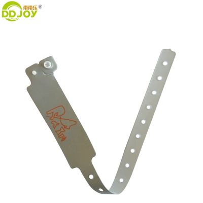 Pulseras personalizadas como pedido Pulseras de PVC suave negras con obras de arte de impresión personalizadas