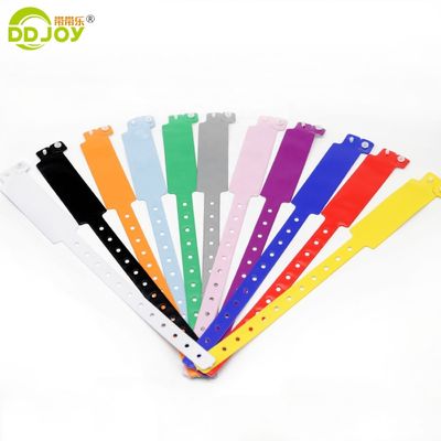 Amarillo de una sola vez suave cómodo PVC vinilo ID pulsera de pulsera para cualquier festival