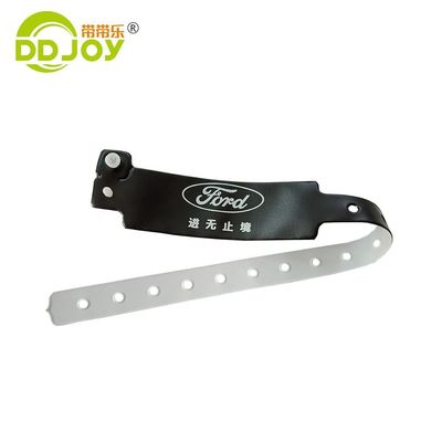 Brazalete de vinilo / PVC para diseño de logotipo personalizado para hombres Eventos de entretenimiento Regalos de festivales