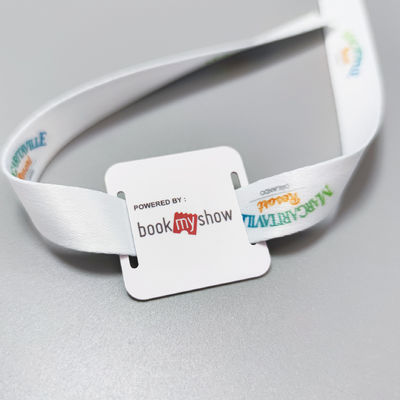 Brazaletes RFID de tela de satén de logotipo personalizado ideales para invitados / VIP / vendedores / medios / artículos / artistas
