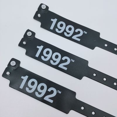 Logotipo personalizado Brazaletes de pulsera de PVC / vinilo para eventos Festival 250 * 25mm / 250 * 16mm