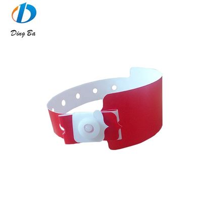 Logotipo personalizado Pulseras de plástico Amarillo colorido Rojo Blanco Azul Brazalete compuesto