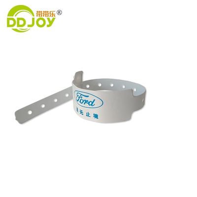 Actividad promocional Muñecas de vinilo de PVC personalizadas Impresión monocromática para eventos Fiesta