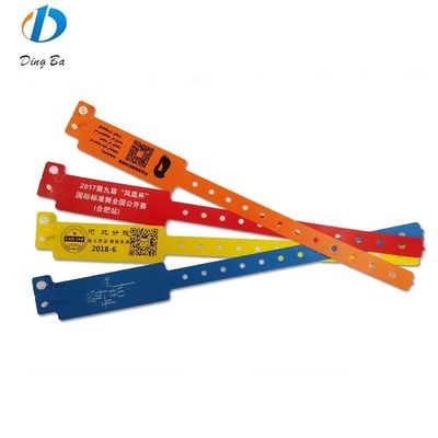 Pulseras de plástico personalizadas para el Club VIP brazaletes de identificación de entrada de automóvil cerradura de plástico