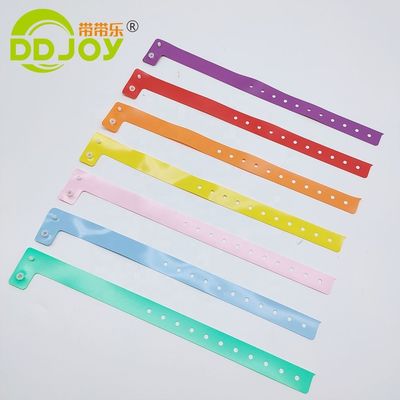 Venta de plástico suave de PVC con forma de L. Muñeca de tamaño adulto para eventos Festival Logotipo personalizado