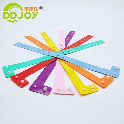 Venta de plástico suave de PVC con forma de L. Muñeca de tamaño adulto para eventos Festival Logotipo personalizado