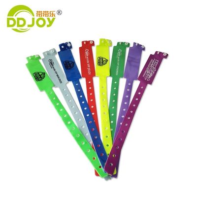 Dos pulseras de impresión a color pulsera de abrazadera pulsera para fiestas pulseras de encanto