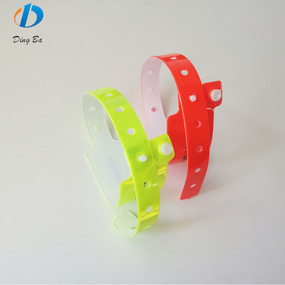Opciones de impresión Impresión monocromática/doble color/color para pulseras de etiquetas RFID