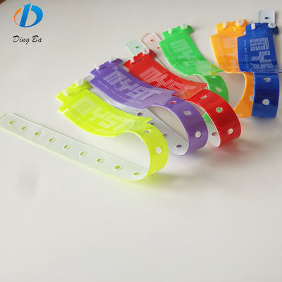 Opciones de impresión Impresión monocromática/doble color/color para pulseras de etiquetas RFID
