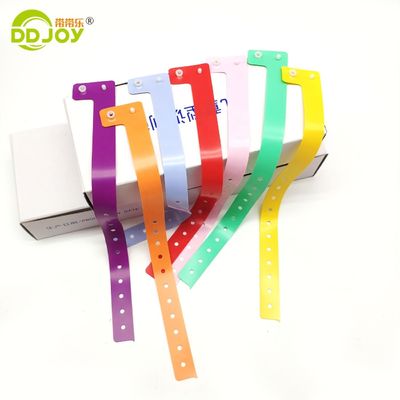 Estilo romántico 100 MOQ Pulseras de vinilo para eventos Club de música reunión fiesta festival