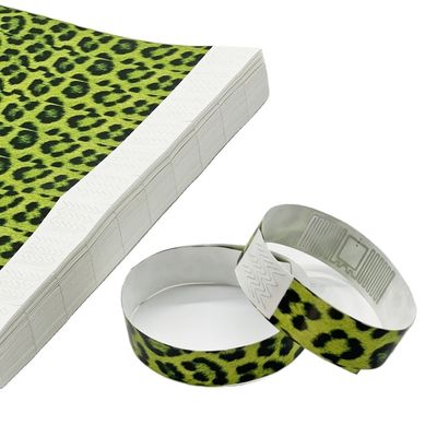 Papel impermeable personalizado Tyvek RFID Muñecas NFC Función incluida