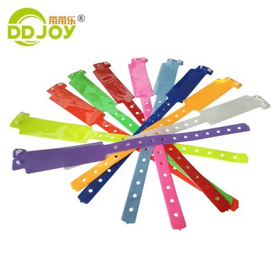 Otros Materiales Con forma ancha Sublimación del festival Pulsera de plástico Unisex Pulsera de PVC