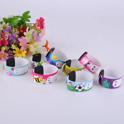 Coloración personalizada de joyas escritas tipo pulseras para niños Identificación de seguimiento