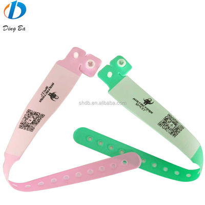 170*18mm Tamaño Brazalete de acondicionamiento físico Colorido de la pulsera del niño Brazaletes de encanto Plástico elástico