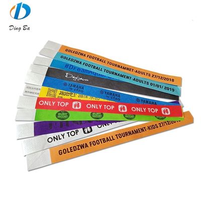 Logotipo personalizado Brazaletes de PVC suave Banda de muñeca personalizada favorita del bebé Artículos coloridos