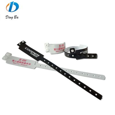 Pvc/vinilo brazalete de pulsera verde personalizado Unisex brazalete para hombres para el día de San Valentín