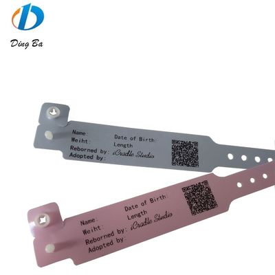 ISO9001 Certificado Vinyl amarillo pulsera de identificación de PVC personalizada para el medio ambiente