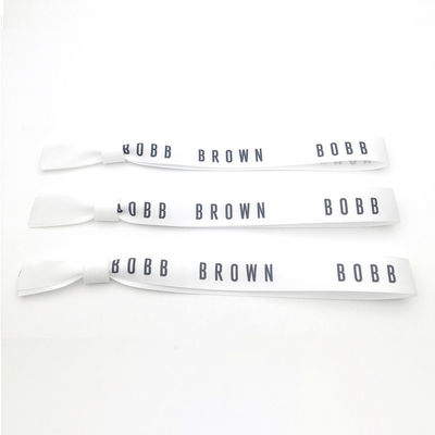 Impresión de logotipos personalizados pulseras Brazaletes de tejido de satén Chip RFID para fiestas y eventos