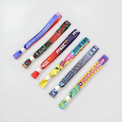 Pulseras de fiesta y festival en moda Tejido de satén azul con logotipo personalizado