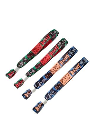 Impresión de logotipos personalizados en pulseras RFID en tela de satén para acceso a fiestas y eventos