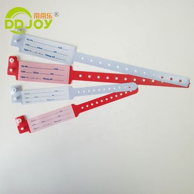 Diseño de dibujos animados de pulsera de plástico desechable para pacientes hospitalizados
