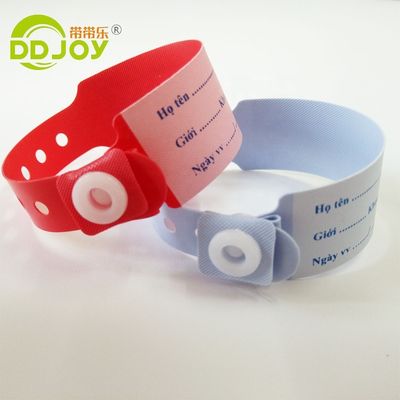 Diseño de dibujos animados de pulsera de plástico desechable para pacientes hospitalizados