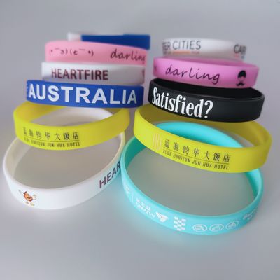 170*12*2mm Ancho de banda Brillante en oscuro Pulsera de silicio personalizada para eventos Festival