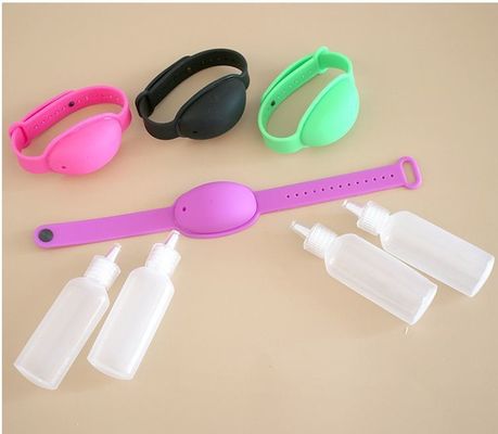 Dispensador de pulsera de desinfectante de manos líquido portátil de silicona para niños GW 0.25KG/PCS