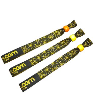 Fiestas y eventos Brazaletes RFID de tela de satén personalizada con impresión de logotipo Tamaño 350 * 15mm