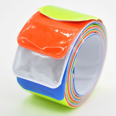 Brazalete reflector para organizaciones religiosas
