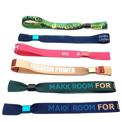 Eventos personalizados Fiestas de Fiestas Pulseras RFID con tela de satén e Impresión de logotipos de marcas
