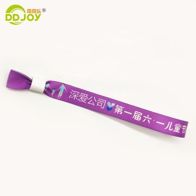 Artwork Logotipo personalizado Sublimación de cordones cortos tejidos de pulsera desechable para el festival