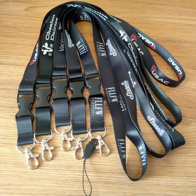 Accesorios de seda Sublimación de colorante de poliéster Cintas para llavero Logotipo personalizado 900*15*0.65mm