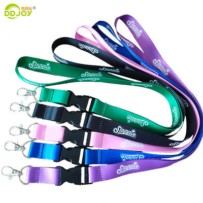 Accesorios de seda Sublimación de colorante de poliéster Cintas para llavero Logotipo personalizado 900*15*0.65mm