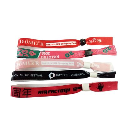 Escenarios de uso Pulseras personalizadas de tela de satén para eventos Festivales Fiestas y más