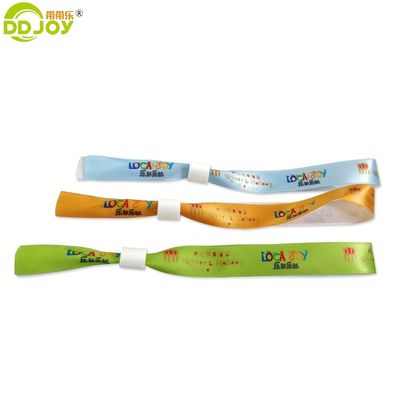 Agregue un toque de encanto a su festival con cerraduras inspiradoras personalizadas pulseras
