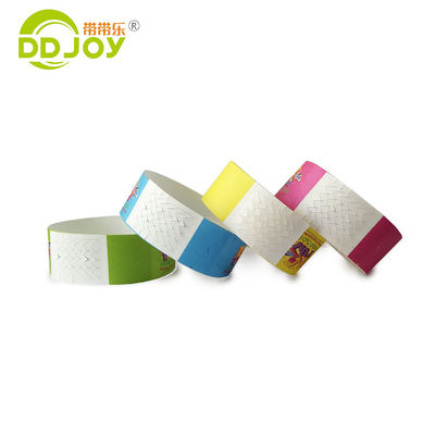Logotipo personalizado Brazalete de papel Dupont para reuniones polivalentes Admisión de joyas Tipo de brazaletes