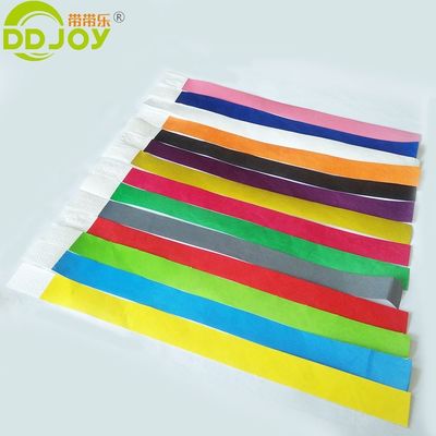 100pcs Cuenta 3/4 pulgadas Tyvek pulsera para el acceso conveniente evento y seguridad