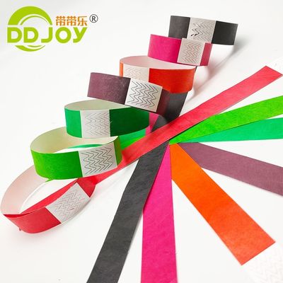 100pcs Cuenta 3/4 pulgadas Tyvek pulsera para el acceso conveniente evento y seguridad