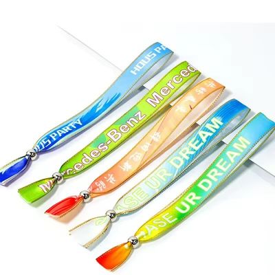 Eventos personalizados Fiesta Fiesta RFID Chips de pulseras con logotipo de impresión en las marcas de tejido