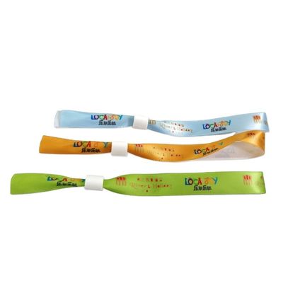 100pcs Sublimado Satin Ribbon pulsera para el festival de regalo personalizado de promoción