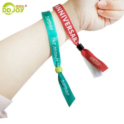 100pcs Sublimado Satin Ribbon pulsera para el festival de regalo personalizado de promoción