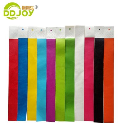 DDJOY Personalizado Tyvek Material Fiesta Unisex 3/4 pulgadas pulseras Accesorios de Fiesta Unisex