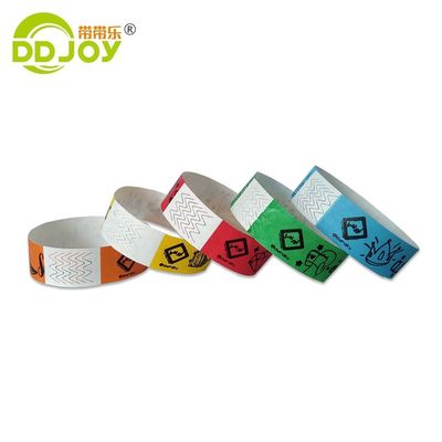 Eventos personalizados Muñecas Envío rápido a través de DHL FEDEX UPS TNT EMS Dupont Paper/Tyvek